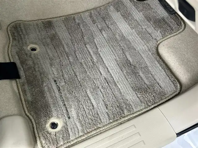 トヨタ ランドクルーザー プラド TX Lパッケージ 道央・札幌 2023(令5)年 2万km ホワイトパールクリスタルシャイン サンルーフ/モデリスタエアロ（前/後下）/ベージュレザーシート/ルーフレール/純正19インチAW/純正9インチSDナビ/（Bluetooth/フルセグTV)/プリクラッシュセーフティ/レーダークルーズコントロール/踏み間違い防止/オートハイビーム/ＬＥＤヘッドライト（Auto付）/LEDフォグランプ/ビルトインＥＴＣ/バックカメラ/シートヒーター（D/N）/エアシート（D/N）/パワーシート（D/N）/コンビハンドル/ISOFIX/ステアリングスイッチ/チルトステアリング/シートリフター/ウインカーミラー