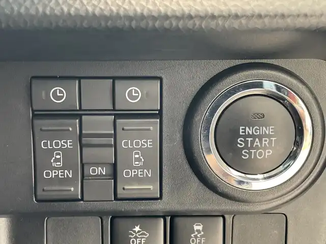 トヨタ ルーミー カスタムG 埼玉県 2020(令2)年 2.4万km クールバイオレットクリスタルシャイン トヨタセーフティセンス/純正9インチナビ/　CD/DVD/BT/フルセグTV/バックカメラ/両側パワースライドドア/レーダークルーズコントロール/LEDオートライト/純正14インチAW/ステアリングスイッチ/プッシュスタート/ETC/禁煙車