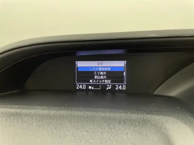 トヨタ ノア ハイブリッド Si 宮城県 2016(平28)年 4.4万km ボルドーマイカメタリック 純正9型ナビ/後席モニター/両側パワースライドドア/プリクラッシュセーフティ/レーンディパーチャーアラート/オートマチックハイビーム/バックモニター/ETC2.0/フロントウィンドウ熱線/LEDヘッドランプ/フォグランプ/フルセグTV/Bluetoothオーディオ/CD/DVD/スマートキー/禁煙車