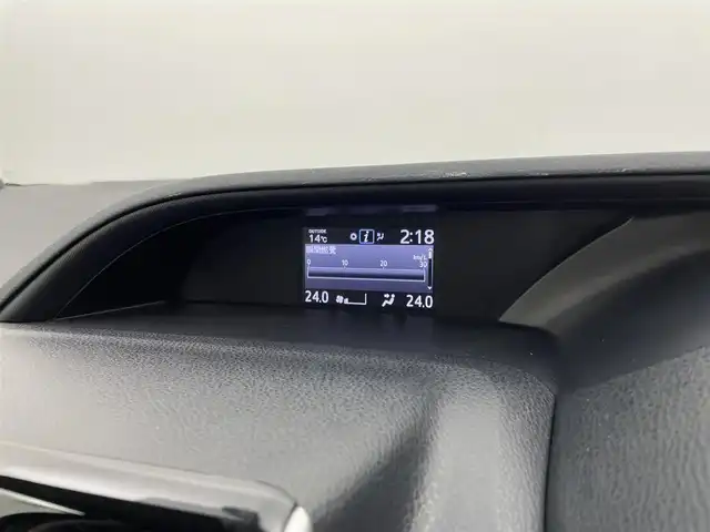 トヨタ ノア ハイブリッド Si 宮城県 2016(平28)年 4.4万km ボルドーマイカメタリック 純正9型ナビ/後席モニター/両側パワースライドドア/プリクラッシュセーフティ/レーンディパーチャーアラート/オートマチックハイビーム/バックモニター/ETC2.0/フロントウィンドウ熱線/LEDヘッドランプ/フォグランプ/フルセグTV/Bluetoothオーディオ/CD/DVD/スマートキー/禁煙車