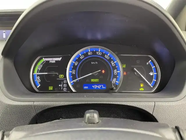 トヨタ ノア ハイブリッド Si 宮城県 2016(平28)年 4.4万km ボルドーマイカメタリック 純正9型ナビ/後席モニター/両側パワースライドドア/プリクラッシュセーフティ/レーンディパーチャーアラート/オートマチックハイビーム/バックモニター/ETC2.0/フロントウィンドウ熱線/LEDヘッドランプ/フォグランプ/フルセグTV/Bluetoothオーディオ/CD/DVD/スマートキー/禁煙車