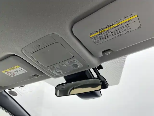 トヨタ ノア ハイブリッド Si 宮城県 2016(平28)年 4.4万km ボルドーマイカメタリック 純正9型ナビ/後席モニター/両側パワースライドドア/プリクラッシュセーフティ/レーンディパーチャーアラート/オートマチックハイビーム/バックモニター/ETC2.0/フロントウィンドウ熱線/LEDヘッドランプ/フォグランプ/フルセグTV/Bluetoothオーディオ/CD/DVD/スマートキー/禁煙車