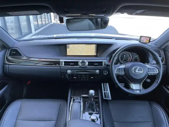 レクサス ＧＳ 350 Fスポーツ 道央・札幌 2018(平30)年 2.2万km ソニックシルバー ４WD/サンルーフ/純正メーカーナビ/CD/DVD/BD/BT/フルセグ/プリクラッシュセーフティ/横滑り防止装置/レーダークルーズコントロール/レーンキープアシスト/クリアランスソナー/ブラインドスポットモニター/バックカメラ/ビルトインETC2.0/ドライブレコーダー/DRIVEMODE切替/前席パワーシート/D席メモリーシート/前席シートヒーター/前席エアシート/レザーシート/革巻きステアリング/ステアリングリモコン/パドルシフト/自動防眩ミラー/電動パーキング/ブレーキホールド/MTモード付AT/レーダー探知機/プッシュスタート/スマートキー/３眼LEDヘッドライト/オートライト/オートハイビーム/フォグランプ/電動格納ミラー/ヒーテッドドアミラー/ウィンカーミラー/純正フロアマット/ドアバイザー