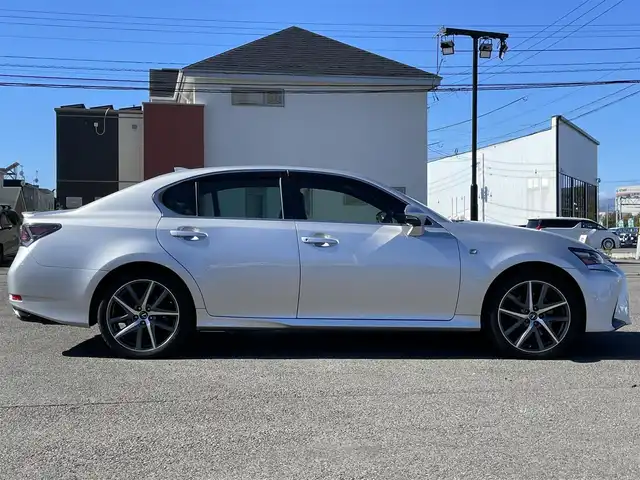 レクサス ＧＳ 350 Fスポーツ 道央・札幌 2018(平30)年 2.2万km ソニックシルバー ４WD/サンルーフ/純正メーカーナビ/CD/DVD/BD/BT/フルセグ/プリクラッシュセーフティ/横滑り防止装置/レーダークルーズコントロール/レーンキープアシスト/クリアランスソナー/ブラインドスポットモニター/バックカメラ/ビルトインETC2.0/ドライブレコーダー/DRIVEMODE切替/前席パワーシート/D席メモリーシート/前席シートヒーター/前席エアシート/レザーシート/革巻きステアリング/ステアリングリモコン/パドルシフト/自動防眩ミラー/電動パーキング/ブレーキホールド/MTモード付AT/レーダー探知機/プッシュスタート/スマートキー/３眼LEDヘッドライト/オートライト/オートハイビーム/フォグランプ/電動格納ミラー/ヒーテッドドアミラー/ウィンカーミラー/純正フロアマット/ドアバイザー