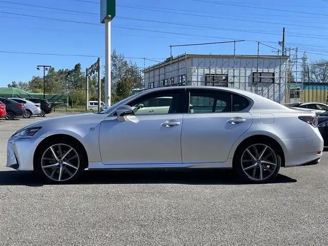 レクサス ＧＳ 350 Fスポーツ 道央・札幌 2018(平30)年 2.2万km ソニックシルバー ４WD/サンルーフ/純正メーカーナビ/CD/DVD/BD/BT/フルセグ/プリクラッシュセーフティ/横滑り防止装置/レーダークルーズコントロール/レーンキープアシスト/クリアランスソナー/ブラインドスポットモニター/バックカメラ/ビルトインETC2.0/ドライブレコーダー/DRIVEMODE切替/前席パワーシート/D席メモリーシート/前席シートヒーター/前席エアシート/レザーシート/革巻きステアリング/ステアリングリモコン/パドルシフト/自動防眩ミラー/電動パーキング/ブレーキホールド/MTモード付AT/レーダー探知機/プッシュスタート/スマートキー/３眼LEDヘッドライト/オートライト/オートハイビーム/フォグランプ/電動格納ミラー/ヒーテッドドアミラー/ウィンカーミラー/純正フロアマット/ドアバイザー