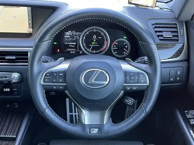 レクサス ＧＳ 350 Fスポーツ 道央・札幌 2018(平30)年 2.2万km ソニックシルバー ４WD/サンルーフ/純正メーカーナビ/CD/DVD/BD/BT/フルセグ/プリクラッシュセーフティ/横滑り防止装置/レーダークルーズコントロール/レーンキープアシスト/クリアランスソナー/ブラインドスポットモニター/バックカメラ/ビルトインETC2.0/ドライブレコーダー/DRIVEMODE切替/前席パワーシート/D席メモリーシート/前席シートヒーター/前席エアシート/レザーシート/革巻きステアリング/ステアリングリモコン/パドルシフト/自動防眩ミラー/電動パーキング/ブレーキホールド/MTモード付AT/レーダー探知機/プッシュスタート/スマートキー/３眼LEDヘッドライト/オートライト/オートハイビーム/フォグランプ/電動格納ミラー/ヒーテッドドアミラー/ウィンカーミラー/純正フロアマット/ドアバイザー