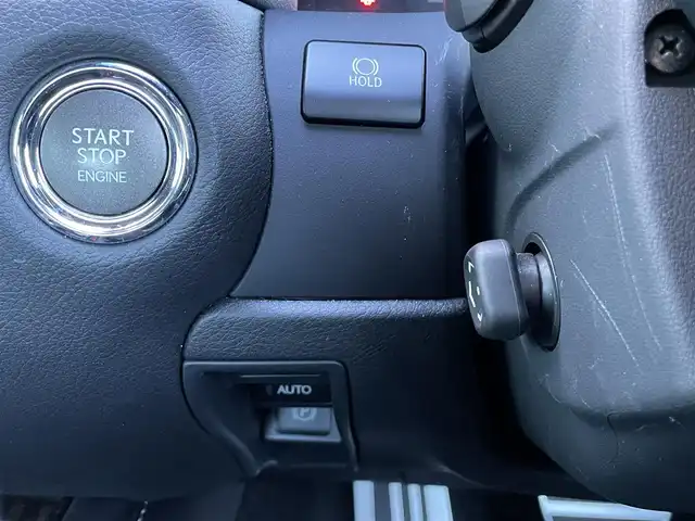 レクサス ＧＳ 350 Fスポーツ 道央・札幌 2018(平30)年 2.2万km ソニックシルバー ４WD/サンルーフ/純正メーカーナビ/CD/DVD/BD/BT/フルセグ/プリクラッシュセーフティ/横滑り防止装置/レーダークルーズコントロール/レーンキープアシスト/クリアランスソナー/ブラインドスポットモニター/バックカメラ/ビルトインETC2.0/ドライブレコーダー/DRIVEMODE切替/前席パワーシート/D席メモリーシート/前席シートヒーター/前席エアシート/レザーシート/革巻きステアリング/ステアリングリモコン/パドルシフト/自動防眩ミラー/電動パーキング/ブレーキホールド/MTモード付AT/レーダー探知機/プッシュスタート/スマートキー/３眼LEDヘッドライト/オートライト/オートハイビーム/フォグランプ/電動格納ミラー/ヒーテッドドアミラー/ウィンカーミラー/純正フロアマット/ドアバイザー