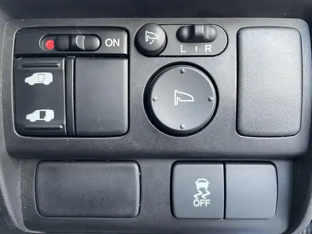 ホンダ フリード G ジャストセレクション 大阪府 2015(平27)年 4.7万km コバルトブルーパール 純正インターナビ(VXM-152VFi)/CD/DVD/SD/USB/TV/バックカメラ/パワースライドドア/純正フロアマット/ドアバイザー/キセノンライト/オートライト/電格ミラー/スペアキー/ETC