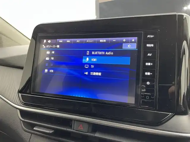 日産 ノート X 埼玉県 2024(令6)年 0.7万km ダークメタルグレー ワンオーナー/純正9インチナビ/フルセグTV　BT　HDMI/インテリジェントエマージェンシーブレーキ/バックカメラ/ハイビームアシスト/コーナーセンサー/電動格納式ドアミラー/LEDオートライト/純正フロアマット/３眼LEDオートライト/プッシュスタート/スマートキー/スペアキー