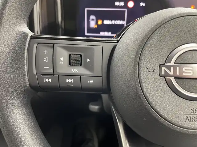 日産 ノート X 埼玉県 2024(令6)年 0.7万km ダークメタルグレー ワンオーナー/純正9インチナビ/フルセグTV　BT　HDMI/インテリジェントエマージェンシーブレーキ/バックカメラ/ハイビームアシスト/コーナーセンサー/電動格納式ドアミラー/LEDオートライト/純正フロアマット/３眼LEDオートライト/プッシュスタート/スマートキー/スペアキー