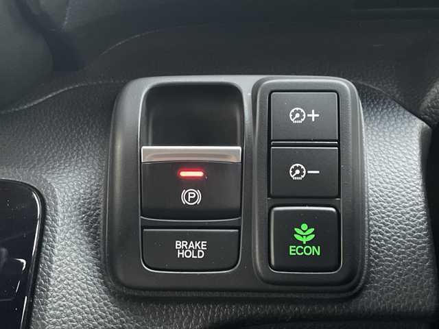 ホンダ Ｎ ＢＯＸ カスタム L スタイル+ブラック 福岡県 2022(令4)年 3.1万km クリスタルブラックパール 純正ナビ/【CD.Bluetooth.USB】/バックカメラ/ホンダセンシング/●衝突軽減ブレーキ（CMBS）/●誤発進抑制機能/●歩行者事故低減ステアリング/●路外逸脱抑制機能/●渋滞追従機能付アダプティブクルーズコントロール（ACC）/●車線維持支援システム（LKAS）/●先行車発進お知らせ機能/●標識認識機能/●後方誤発進抑制機能/●オートハイビーム/ビルトインETC/クリアランスソナー/両側電動スライドドア/前席シートヒーター/LEDヘッドライト/オートライト/ステアリングスイッチ/電子パーキング/ブレーキホールド