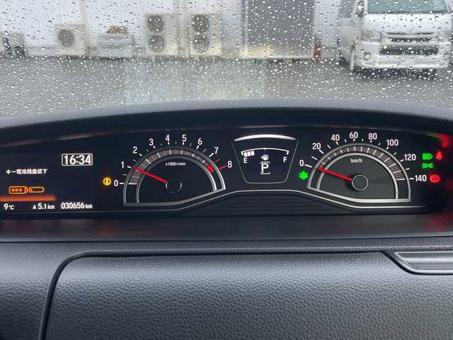 ホンダ Ｎ ＢＯＸ カスタム L スタイル+ブラック 福岡県 2022(令4)年 3.1万km クリスタルブラックパール 純正ナビ/【CD.Bluetooth.USB】/バックカメラ/ホンダセンシング/●衝突軽減ブレーキ（CMBS）/●誤発進抑制機能/●歩行者事故低減ステアリング/●路外逸脱抑制機能/●渋滞追従機能付アダプティブクルーズコントロール（ACC）/●車線維持支援システム（LKAS）/●先行車発進お知らせ機能/●標識認識機能/●後方誤発進抑制機能/●オートハイビーム/ビルトインETC/クリアランスソナー/両側電動スライドドア/前席シートヒーター/LEDヘッドライト/オートライト/ステアリングスイッチ/電子パーキング/ブレーキホールド