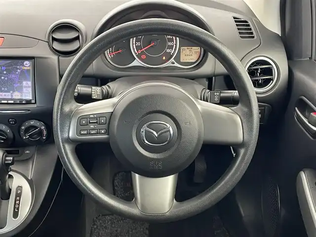 マツダ デミオ 13C－V スマートEDⅡ 埼玉県 2012(平24)年 3.6万km メトロポリタングレーマイカ 社外７インチナビ　地デジワンセグＴＶ　キーレス　リモコンキー　ＣＤ再生　ＵＳＢ接続　純正フロアマット　ステアリングスイッチ　純正ホイールキャップ　ＣＶＴ　エアコン　パワーウィンドウ
