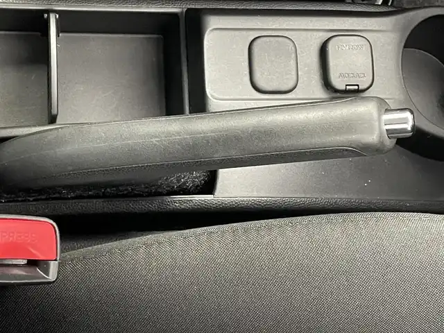 マツダ デミオ 13C－V スマートEDⅡ 埼玉県 2012(平24)年 3.6万km メトロポリタングレーマイカ 社外７インチナビ　地デジワンセグＴＶ　キーレス　リモコンキー　ＣＤ再生　ＵＳＢ接続　純正フロアマット　ステアリングスイッチ　純正ホイールキャップ　ＣＶＴ　エアコン　パワーウィンドウ