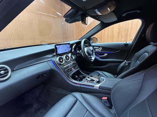 メルセデス・ベンツ Ｃ２００ ステーションワゴン アバンギャルドAMGライン 千葉県 2018(平30)年 2.5万km モハーベシルバー ＡＣＣ　/黒革シート　/ナビ　/ＴＶ　/Ｂｌｕｅｔｏｏｔｈ接続　/Ｂカメラ　/シートヒーター　/電動シート　/電動リアゲート　/ＬＥＤヘッドライト　/オートハイビーム　/衝突軽減Ｂ　/ＢＳＭ　/ＬＫＡ　/ＥＴＣ　/禁煙車