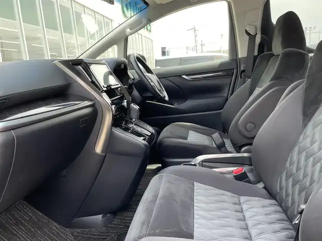 トヨタ アルファード S Aパッケージ 石川県 2019(令1)年 5.1万km ブラック 純正9型ナビ /フルセグTV /バックカメラ /フリップダウンモニター /LEDヘッドライト /ETC /レーダークルーズ /トヨタセーフティセンス /純正アルミホイール /スマートキー /プッシュスタート /電動ミラー /デジタルミラー /ブラインドスポットモニター /レーンキープアシスト /オートエアコン