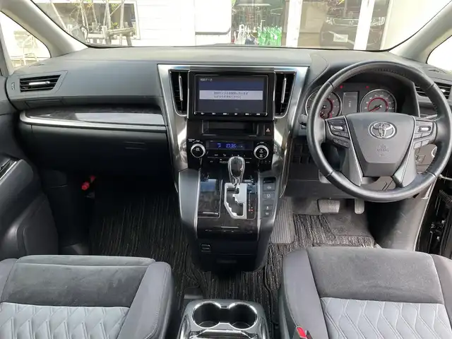 トヨタ アルファード S Aパッケージ 石川県 2019(令1)年 5.1万km ブラック 純正9型ナビ /フルセグTV /バックカメラ /フリップダウンモニター /LEDヘッドライト /ETC /レーダークルーズ /トヨタセーフティセンス /純正アルミホイール /スマートキー /プッシュスタート /電動ミラー /デジタルミラー /ブラインドスポットモニター /レーンキープアシスト /オートエアコン