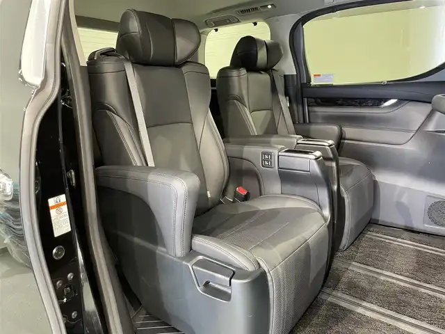 トヨタ アルファード S Cパッケージ 愛知県 2021(令3)年 4.5万km ブラック 純正９インチディスプレイオーディオ/サンルーフ/モデリスタエアロ/フリップダウンモニター/衝突軽減ブレーキ/レーンキープアシスト/クリアランスソナー/先行車発進告知/両側パワースライドドア/パワーバックドア/レーダークルーズコントロール/三眼ＬＥＤヘッドライト/シートヒーター/エアシート/シートメモリー/ハンドルヒーター/ドライブレコーダー/ビルトインETC2.0/純正フロアマット