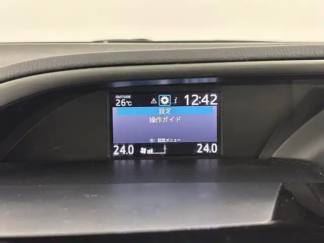 トヨタ ヴォクシー ZS 煌Ⅱ 埼玉県 2020(令2)年 4.9万km ブラック 社外12インチフリップダウンモニター　PXH12X-R/社外11インチナビ　EX11NX/(Bluetooth/HDMI/USB/CD/DVD/AM/FM)/地デジフルセグ/バックカメラ/前後ドライブレコーダー/ETC/オートマチックハイビーム/衝突軽減ブレーキ/車線逸脱警報/クルーズコントロール/クリアランスソナー/先行車発進お知らせ機能/両側パワースライドドア/アイドリングストップ/プッシュスタート/ステアリングリモコン/ウィンカーミラー/電動格納ミラー/フロントフォグランプ/ロールサンシェード/社外フロアマット/社外ドアバイザー/社外15インチアルミホイール/純正16インチアルミホイール付夏タイヤ205/60×4車載