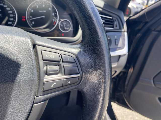 ＢＭＷ ５２３ｉ ツーリング 福岡県 2010(平22)年 11.8万km 黒 ・純正ナビ/CD/DVD/BT/HDD/AUX/フルセグTV/・バックカメラ/・ブラックレザーシート/・前席パワーシート/シートヒーター/・D席メモリーシート/・Rサンシェード/・電動パーキング/・AUTO HOLD/・電動テレスコピック/・スマートキー/・ビルトインETC/・純正19インチAW/・HID AUTOヘッドライト/・SPORT/NORMAL走行モード/・保証書/取扱説明書