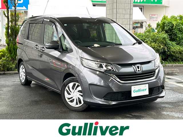 ホンダ フリード＋ G ホンダセンシング 東京都 2019(平31)年 5.3万km モダンスティールM ワンオーナー/純正メモリナビ/【フルセグ・DVD再生可・CD・Bluetooth】/バックカメラ/ビルトインETC/両側パワースライドドア/ホンダセンシング/【衝突被害軽減ブレーキ・誤発進抑制機能・車線逸脱防止支援システム・アダプティブクルーズコントロール】/ドライブレコーダー/横滑り防止機能/ステアリングスイッチ/ECON/オートライト/純正フロアマット/ドアバイザー/プッシュスタート/スマートキー/スペアキーあり/新車保証書/取扱説明書