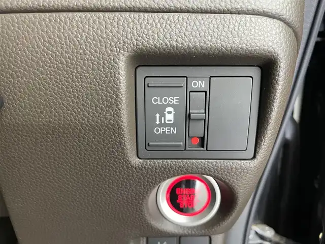 ホンダ Ｎ ＢＯＸ L 大分県 2021(令3)年 3万km クリスタルブラックパール 純正ナビ　/（フルセグ/CD/DVD/Bluetooth）/ホンダセンシング/オートハイビーム/レーダークルーズコントロール/バックカメラ/ETC/前後ドライブレコーダー/シートヒーター/ステアリングスイッチ/スマートキー・プッシュスタート
