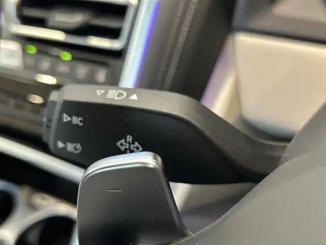 ＢＭＷ ＢＭＷ ８４０ｉ 熊本県 2023(令5)年 0.2万km グレー ・360°カメラ/・コーナーセンサー/・白革シート　/・シートヒーター/・シートクーラー/・ハンドルヒーター/・純正HDDナビ/・AppleCarPlay/・純正フルセグテレビ/・ハーマンカードンサラウンドシステム/・アダプティブクルーズコントロール/・アダプティブMサスペンションシステム/・スカイスクレーパーグレー/・インテリジェントセーフティー/・ETC2.0/・ヘッドアップディスプレイ/・置くだけ充電/・パワーバックドア/・LEDヘッドライト