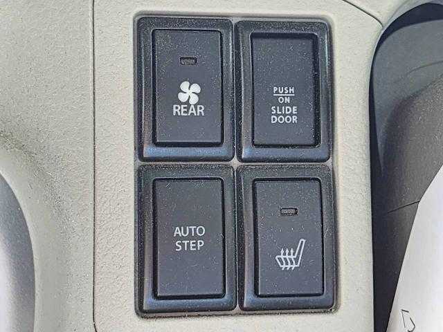 スズキ エブリィ ワゴン PZターボ スペシャル 岩手県 2019(令1)年 6.9万km パールホワイト 社外ＳＤナビ　Ｂｌｕｅｔｏｏｔｈ／ＣＤ／ＤＶＤ／フルセグＴＶ　/オートステップ　/電動格納ミラー　/両側パワースライドドア　/運転席シートヒーター　/ターボ車/４ＷＤ　/レーンキープアシスト　/フォグライト