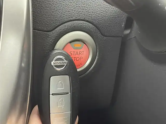 日産 マーチ ニスモ 群馬県 2015(平27)年 2.9万km ブリリアントホワイトパール 禁煙車　純正ナビ　バックカメラ　フルセグ　Bluetooth　ドライブレコーダー　ETC　オートライト　電動格納ミラー　ヘッドライトレベライザー　プッシュスタート　スマートキー　横滑り防止装置
