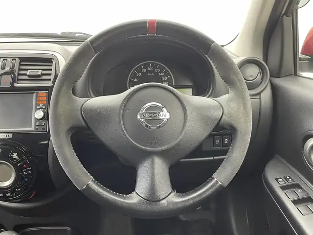 日産 マーチ ニスモ 群馬県 2015(平27)年 2.9万km ブリリアントホワイトパール 禁煙車　純正ナビ　バックカメラ　フルセグ　Bluetooth　ドライブレコーダー　ETC　オートライト　電動格納ミラー　ヘッドライトレベライザー　プッシュスタート　スマートキー　横滑り防止装置