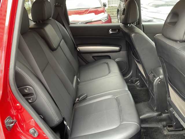 日産 エクストレイル 20X 宮崎県 2010(平22)年 5.3万km バーニングレッド ＳＤナビ、Ｂｌｕｅｔｏｏｔｈ接続、ＤＶＤ再生、ワンセグＴＶ、バックカメラ、ＥＴＣ、純正アルミホイール１７インチ、純正フロアマット、ＡＬＬＭＯＤＥ４×４－ｉ、アドバンスドヒルディセントコントロール