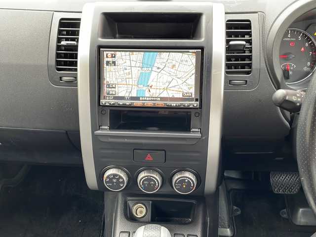 日産 エクストレイル 20X 宮崎県 2010(平22)年 5.3万km バーニングレッド ＳＤナビ、Ｂｌｕｅｔｏｏｔｈ接続、ＤＶＤ再生、ワンセグＴＶ、バックカメラ、ＥＴＣ、純正アルミホイール１７インチ、純正フロアマット、ＡＬＬＭＯＤＥ４×４－ｉ、アドバンスドヒルディセントコントロール