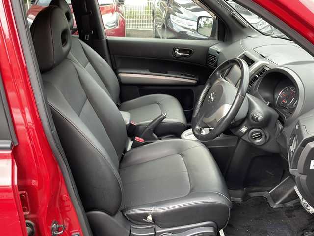 日産 エクストレイル 20X 宮崎県 2010(平22)年 5.3万km バーニングレッド ＳＤナビ、Ｂｌｕｅｔｏｏｔｈ接続、ＤＶＤ再生、ワンセグＴＶ、バックカメラ、ＥＴＣ、純正アルミホイール１７インチ、純正フロアマット、ＡＬＬＭＯＤＥ４×４－ｉ、アドバンスドヒルディセントコントロール