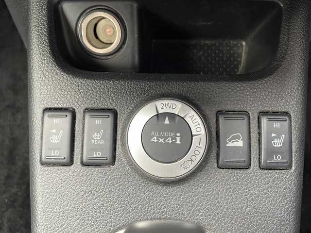 日産 エクストレイル 20X 宮崎県 2010(平22)年 5.3万km バーニングレッド ＳＤナビ、Ｂｌｕｅｔｏｏｔｈ接続、ＤＶＤ再生、ワンセグＴＶ、バックカメラ、ＥＴＣ、純正アルミホイール１７インチ、純正フロアマット、ＡＬＬＭＯＤＥ４×４－ｉ、アドバンスドヒルディセントコントロール