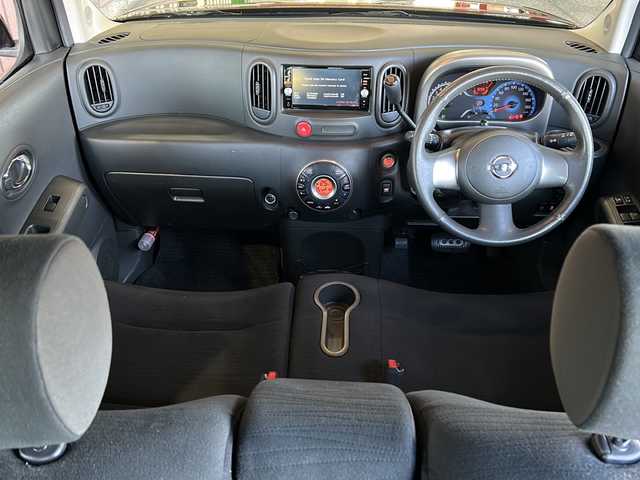 日産 キューブ 15X Vセレクション 静岡県 2016(平28)年 9.5万km ビターショコラ 純正ナビ/・FM/AM/・CD/DVD/・フルセグTV/・Bluetooth/・SD/主要装備/・ドライブレコーダー/・バックカメラ/・ＥＴＣ/・オートエアコン/・フォグランプ/・オートライト/・プッシュスタート/・ＥＣＯモード/・アイドリングストップ/・横滑り防止装置/・電格ミラー/・フルセグＴＶ/・ハロゲンヘッドライト/・純正ホイールキャップ