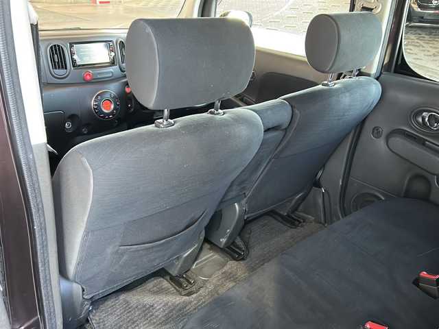 日産 キューブ 15X Vセレクション 静岡県 2016(平28)年 9.5万km ビターショコラ 純正ナビ/・FM/AM/・CD/DVD/・フルセグTV/・Bluetooth/・SD/主要装備/・ドライブレコーダー/・バックカメラ/・ＥＴＣ/・オートエアコン/・フォグランプ/・オートライト/・プッシュスタート/・ＥＣＯモード/・アイドリングストップ/・横滑り防止装置/・電格ミラー/・フルセグＴＶ/・ハロゲンヘッドライト/・純正ホイールキャップ