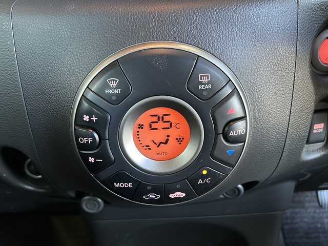 日産 キューブ 15X Vセレクション 静岡県 2016(平28)年 9.5万km ビターショコラ 純正ナビ/・FM/AM/・CD/DVD/・フルセグTV/・Bluetooth/・SD/主要装備/・ドライブレコーダー/・バックカメラ/・ＥＴＣ/・オートエアコン/・フォグランプ/・オートライト/・プッシュスタート/・ＥＣＯモード/・アイドリングストップ/・横滑り防止装置/・電格ミラー/・フルセグＴＶ/・ハロゲンヘッドライト/・純正ホイールキャップ