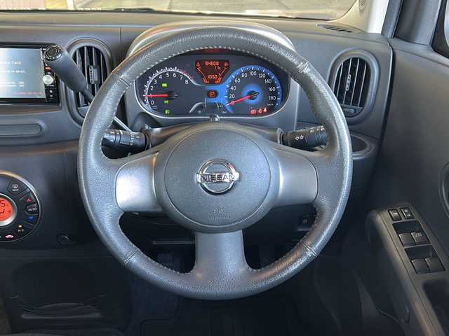 日産 キューブ 15X Vセレクション 静岡県 2016(平28)年 9.5万km ビターショコラ 純正ナビ/・FM/AM/・CD/DVD/・フルセグTV/・Bluetooth/・SD/主要装備/・ドライブレコーダー/・バックカメラ/・ＥＴＣ/・オートエアコン/・フォグランプ/・オートライト/・プッシュスタート/・ＥＣＯモード/・アイドリングストップ/・横滑り防止装置/・電格ミラー/・フルセグＴＶ/・ハロゲンヘッドライト/・純正ホイールキャップ