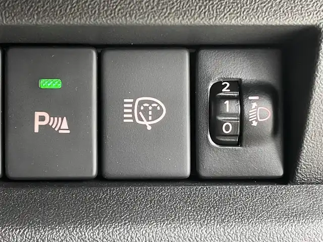 スズキ ジムニー ノマド FC 埼玉県 2025(令7)年 0.1千km ベージュ 登録済未使用車 温シート 追従走行 ETC ミラーシート コーナーセンサー オートハイビーム レーンキープアシスト ダウンヒルアシストコントロール 背面タイヤ 衝突軽減システム スマートキー