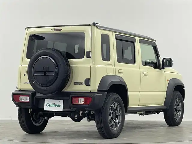 スズキ ジムニー ノマド FC 埼玉県 2025(令7)年 0.1千km ベージュ 登録済未使用車 温シート 追従走行 ETC ミラーシート コーナーセンサー オートハイビーム レーンキープアシスト ダウンヒルアシストコントロール 背面タイヤ 衝突軽減システム スマートキー