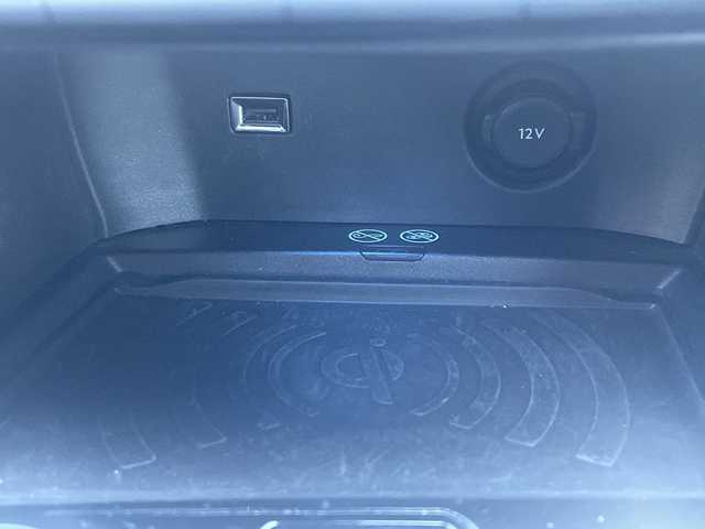 プジョー ３００８ GTライン 高知県 2021(令3)年 5.1万km パール 純正ディスプレイオーディオ/【Bt/AM/FM/carplay】/ハーフレザーシート/バックカメラ/サイドカメラ/パ-クディスタンス/衝突軽減ブレーキ/アクティブクルーズコントロール/レ-ンキ-プアシスト/ブラインドスポットモニタ-/パワ-テ-ルゲ-ト/LEDヘッドライト/オ-トハイビ-ム/ETC/前後ドラレコ/パドルシフト/禁煙車