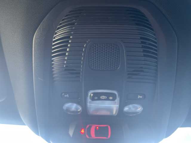 プジョー ３００８ GTライン 高知県 2021(令3)年 5.1万km パール 純正ディスプレイオーディオ/【Bt/AM/FM/carplay】/ハーフレザーシート/バックカメラ/サイドカメラ/パ-クディスタンス/衝突軽減ブレーキ/アクティブクルーズコントロール/レ-ンキ-プアシスト/ブラインドスポットモニタ-/パワ-テ-ルゲ-ト/LEDヘッドライト/オ-トハイビ-ム/ETC/前後ドラレコ/パドルシフト/禁煙車