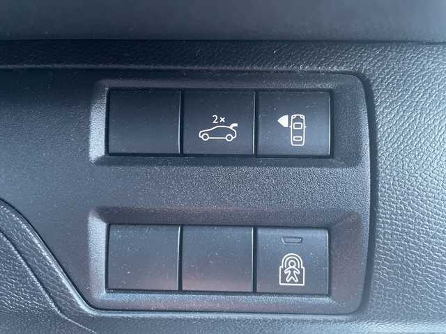 プジョー ３００８ GTライン 高知県 2021(令3)年 5.1万km パール 純正ディスプレイオーディオ/【Bt/AM/FM/carplay】/ハーフレザーシート/バックカメラ/サイドカメラ/パ-クディスタンス/衝突軽減ブレーキ/アクティブクルーズコントロール/レ-ンキ-プアシスト/ブラインドスポットモニタ-/パワ-テ-ルゲ-ト/LEDヘッドライト/オ-トハイビ-ム/ETC/前後ドラレコ/パドルシフト/禁煙車