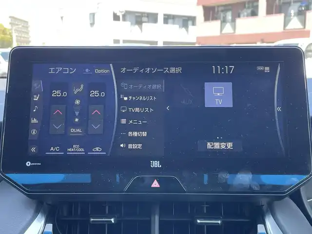 トヨタ ハリアー Z レザーパッケージ 福岡県 2021(令3)年 4.2万km ブラック 純正メーカーナビ/(AM/FM/Bluetooth/AUX/USB/フルセグTV)/黒レザーシート/純正ドライブレコーダー付きデジタルインナーミラー/JBLプレミアムサウンド/HUD(ヘッドアップディスプレイ)/バックカメラ/ビルトインETC2.0/クリアランスソナー/先行車発進告知/PCS(プリクラッシュセーフティ)/RCTA(リヤクロストラフィックアラート)/RSA(ロードサインアシスト)/BSM(ブラインドスポットモニター)/PKSB(パーキングサポートブレーキ)/LTA(レーントレーシングアシスト)/レーダークルーズコントロール(全車速追従機能付き)/パワーバックドア/オートマチックハイビーム/オートライト/ポジショニングメモリースイッチ/盗難防止装置/横滑り防止機能/ブレーキホールド/D/N席パワーシート/D/N席シートヒーター/D/N席エアーシート/ハンドルヒーター/純正１９インチアルミホイール/電格ウィンカーミラー/純正フロアマット/フロントフォグランプ/ナビ取扱説明書/取扱説明書/保証書/スペアキー×１