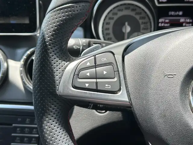 メルセデス・ベンツ ＣＬＡ１８０ Sブレイク　スポーツ 福岡県 2015(平27)年 1.4万km 白 ワンオーナー/禁煙車/純正ディーラーナビ/（Bluetooth・フルセグ・DVD・CD）/クルーズコントロール/パドルシフト/アイドリングストップ/クリアランスソナー/前席シートヒーター/ハーフレザーシート/運転席パワーシート/メモリシート/純正アルミホイール/純正フロアマット/電動パーキングブレーキ/プッシュスタート/ETC/ウィンカーミラー/保証書/取扱説明書/スペアキー×１