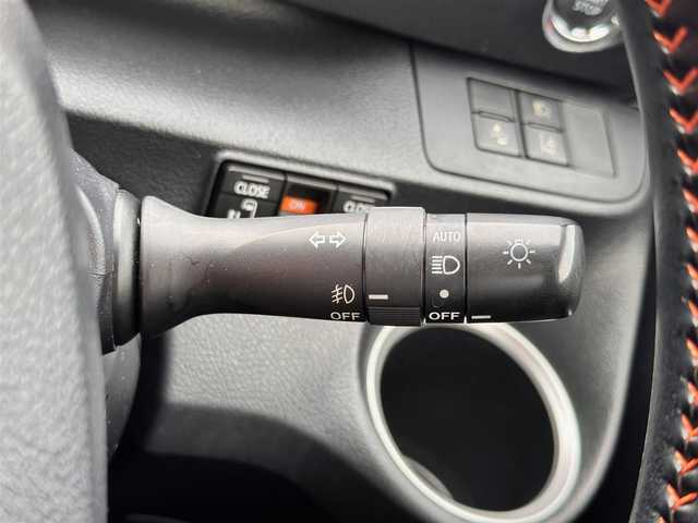 トヨタ シエンタ G クエロ 宮城県 2018(平30)年 4.8万km クールボルドーガラスフレーク セーフティセンスC/・プリクラッシュセーフティ/・レーンディパーチャーアラート/・オートハイビーム/先行車発進告知機能/純正ナビ（NSZT-W66T）/・CD/DVD/・Bluetooth/・フルセグTV/バックカメラ/ビルトインETC/ドライブレコーダー/両側パワースライドドア/ハーフレザーシート/革巻きステアリング/ステアリングスイッチ/LEDヘッドランプ/フォグランプ/オートライト/スマートキー＆プッシュスタート/電動格納ミラー/純正フロアマット/純正ドアバイザー/Wエアバッグ