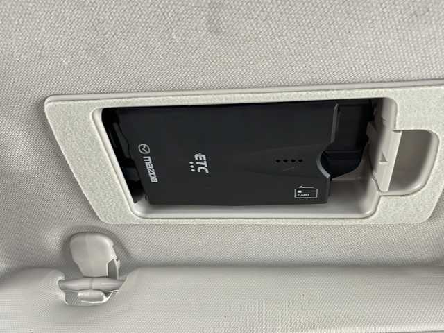 マツダ デミオ 13S ノーブルクリムゾン 愛知県 2018(平30)年 4.1万km ジェットブラックマイカ 衝突軽減システム/純正７型SDナビ/シートヒーター/フルセグ/CD/DVD/Bluetooth/バックカメラ/ヘッドアップディスプレイ/コーナーセンサー/ブラインドスポットモニター/純正アルミホイール/LEDヘッドライト/ドライブレコーダー/ETC/ステアリングスイッチ/スマートキー/プッシュスタート