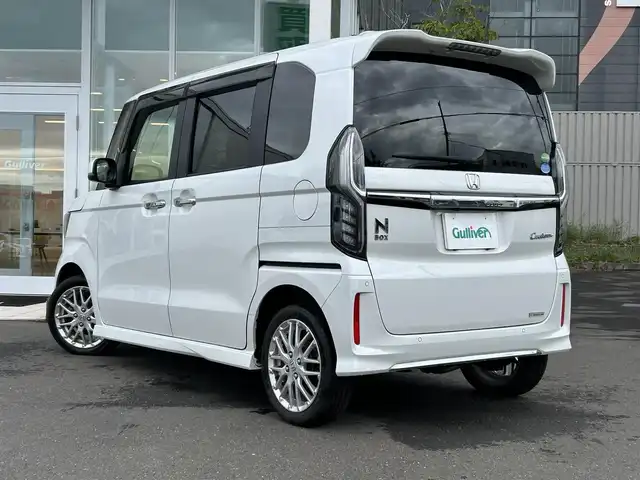 ホンダ Ｎ ＢＯＸ カスタム L ターボ 道央・札幌 2021(令3)年 2.8万km プラチナホワイトパール ・4WD/・ワンオーナー/・純正Gathersインターナビ/（AM/FM/CD/DVD/BT/USB/TV/SD）/・レーダークルーズ/・レーンキープ/・衝突被害軽減システム/・横滑り防止/・ステアリングスイッチ/・ハーフレザーシート/・両側パワースライドドア/・前後ドライブレコーダー/・ETC/・アイドリングストップ/・オートライト/・フォグランプ/・ヘッドライトレベライザー/・プッシュスタート/・電動格納ミラー/・サイドサンシェード/・純正エンジンスターター/・シートヒーター/・ドアバイザー/・ウィンカーミラー/・純正フロアマット/・パドルシフト/・積込純正14インチAW付冬タイヤ