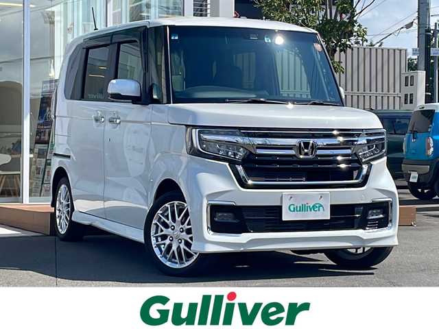 ホンダ Ｎ ＢＯＸ カスタム L ターボ 道央・札幌 2021(令3)年 2.8万km プラチナホワイトパール ・4WD/・ワンオーナー/・純正Gathersインターナビ/（AM/FM/CD/DVD/BT/USB/TV/SD）/・レーダークルーズ/・レーンキープ/・衝突被害軽減システム/・横滑り防止/・ステアリングスイッチ/・ハーフレザーシート/・両側パワースライドドア/・前後ドライブレコーダー/・ETC/・アイドリングストップ/・オートライト/・フォグランプ/・ヘッドライトレベライザー/・プッシュスタート/・電動格納ミラー/・サイドサンシェード/・純正エンジンスターター/・シートヒーター/・ドアバイザー/・ウィンカーミラー/・純正フロアマット/・パドルシフト/・積込純正14インチAW付冬タイヤ
