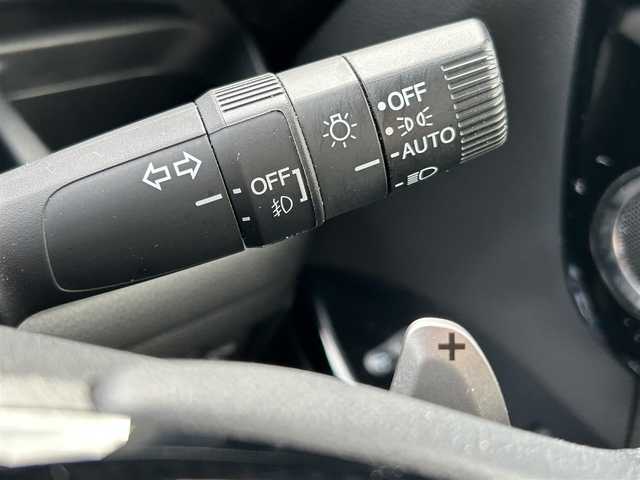 ホンダ Ｎ ＢＯＸ カスタム L ターボ 道央・札幌 2021(令3)年 2.8万km プラチナホワイトパール ・4WD/・ワンオーナー/・純正Gathersインターナビ/（AM/FM/CD/DVD/BT/USB/TV/SD）/・レーダークルーズ/・レーンキープ/・衝突被害軽減システム/・横滑り防止/・ステアリングスイッチ/・ハーフレザーシート/・両側パワースライドドア/・前後ドライブレコーダー/・ETC/・アイドリングストップ/・オートライト/・フォグランプ/・ヘッドライトレベライザー/・プッシュスタート/・電動格納ミラー/・サイドサンシェード/・純正エンジンスターター/・シートヒーター/・ドアバイザー/・ウィンカーミラー/・純正フロアマット/・パドルシフト/・積込純正14インチAW付冬タイヤ